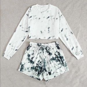 SHEIN Tie Dye Top & Tie Waist Shorts Set Sz Medium